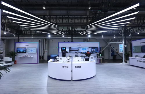 深開鴻精彩亮相2023開放原子全球開源峰會，推動信息網(wǎng)絡傳播視聽節(jié)目創(chuàng)新